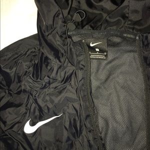 Nike wind breaker